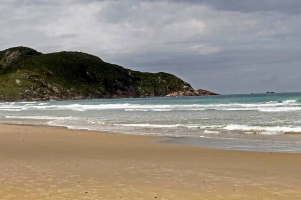 Casa de Férias Casa com piscina e acesso a pé à Praia do Santinho Florianópolis